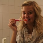 Amanda bostar tänderna