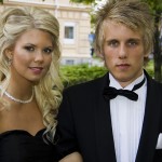 Fotade Mathilda innan hon skulle på bal Fotade Mathilda innan hon skulle på bal